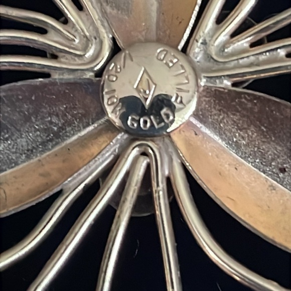 Vintage 10K filled  Gold and Pink rhinestone Floral Brooch - Picture 6 of 7